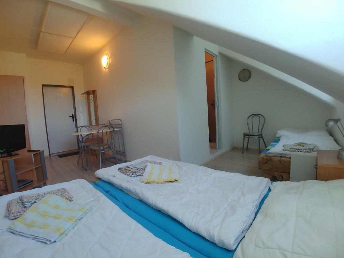 Kv Apartmans Varsavska Κάρλοβι Βάρι Εξωτερικό φωτογραφία